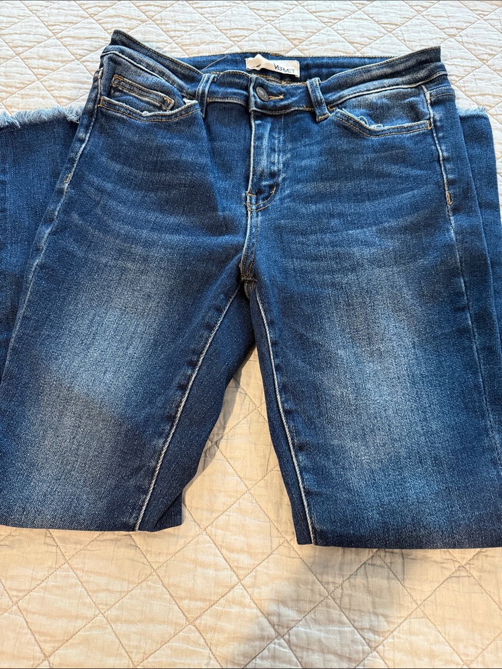 Vervet Women's Medium Blue Cropped Slim Jeans